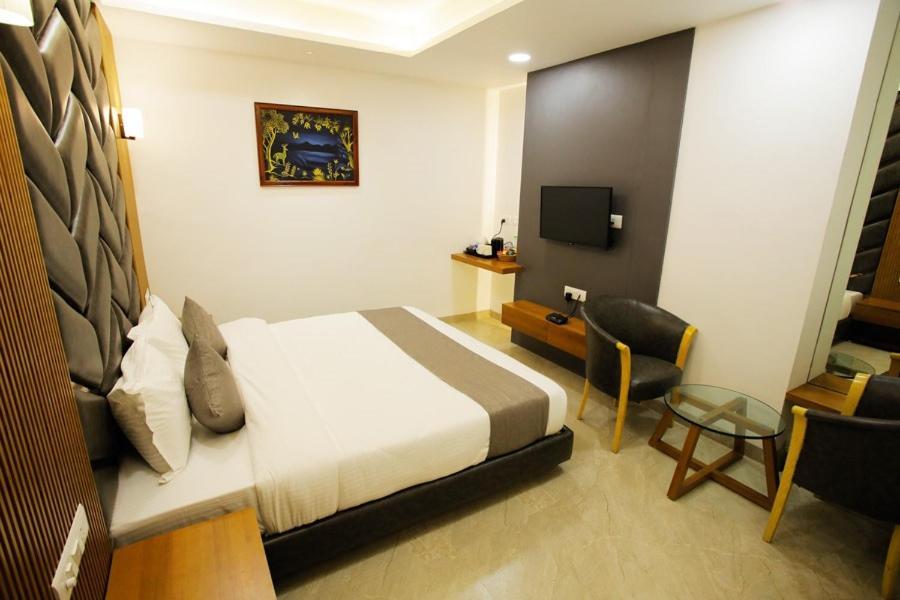 Hotel The Grand Indore Exterior foto